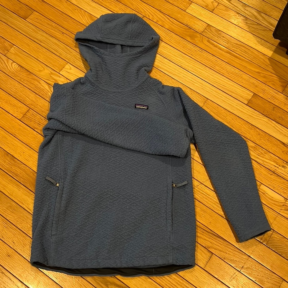 Woman’s sweatshirt